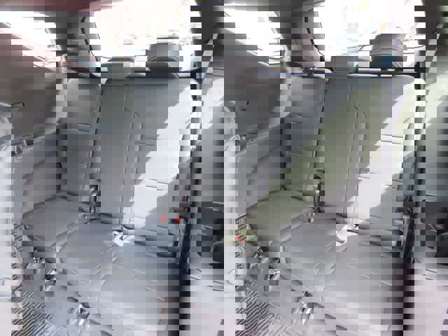 Used 2024 Chevrolet Traverse LT w/ LPO, Floor Liner Package image 14