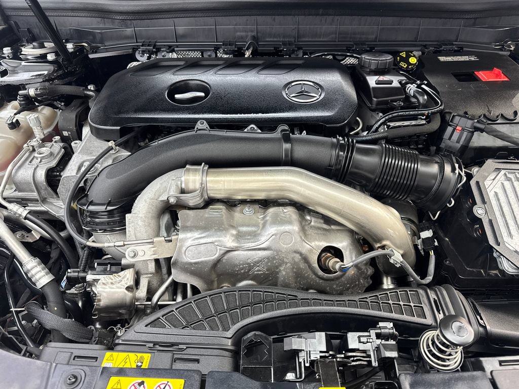 Used 2025 Mercedes-Benz GLB 250 4MATIC image 74