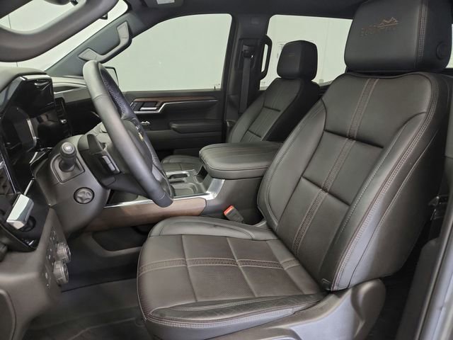 Used 2024 Chevrolet Silverado 1500 High Country w/ High Country Premium Package image 18