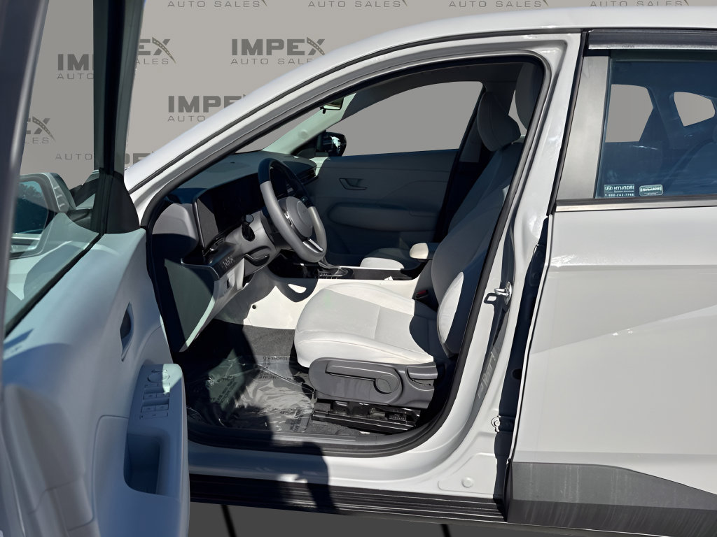 Used 2024 Hyundai Kona SE FWD image 28