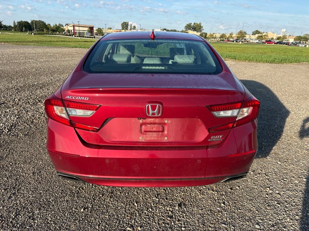 Used 2018 Honda Accord Touring image 10