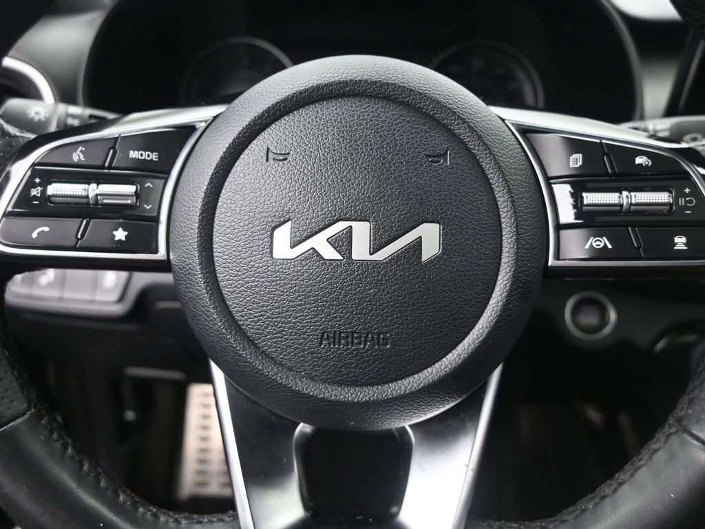 Used 2022 Kia Forte GT-Line w/ GT-Line Premium Package image 14