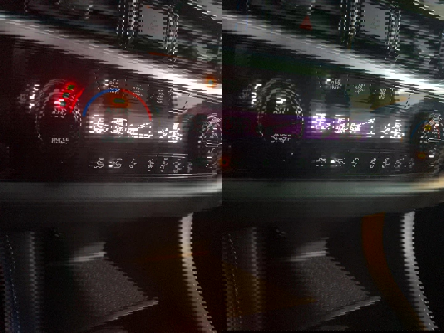 Used 2023 Nissan Pathfinder SV AWD/4WD image 13