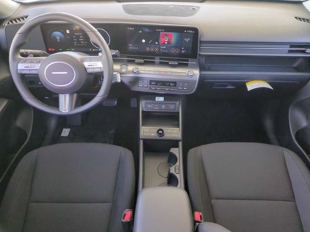 Used 2025 Hyundai Kona SEL FWD image 13