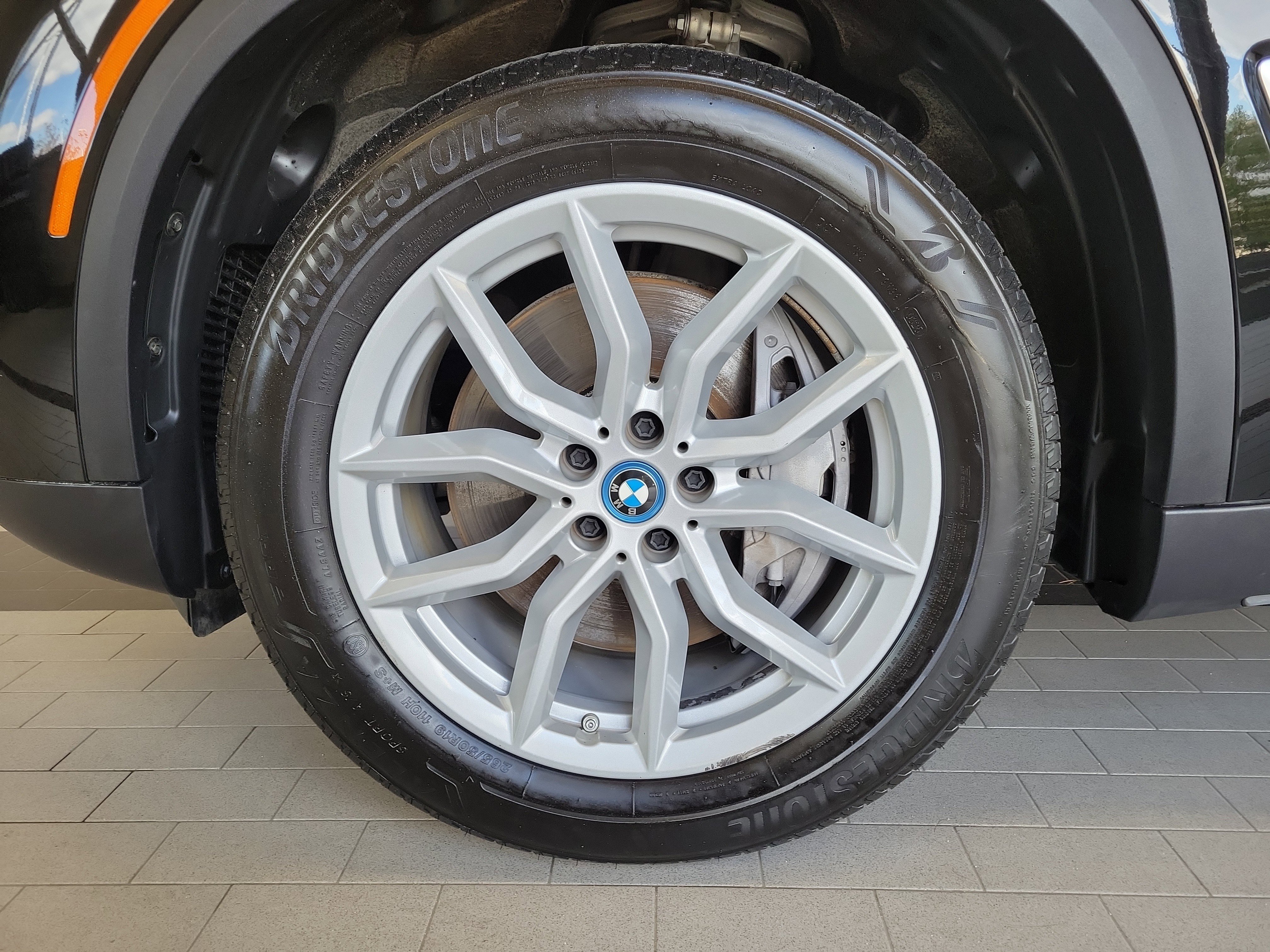 Used 2022 BMW X5 xDrive45e w/ Climate Comfort Package image 12