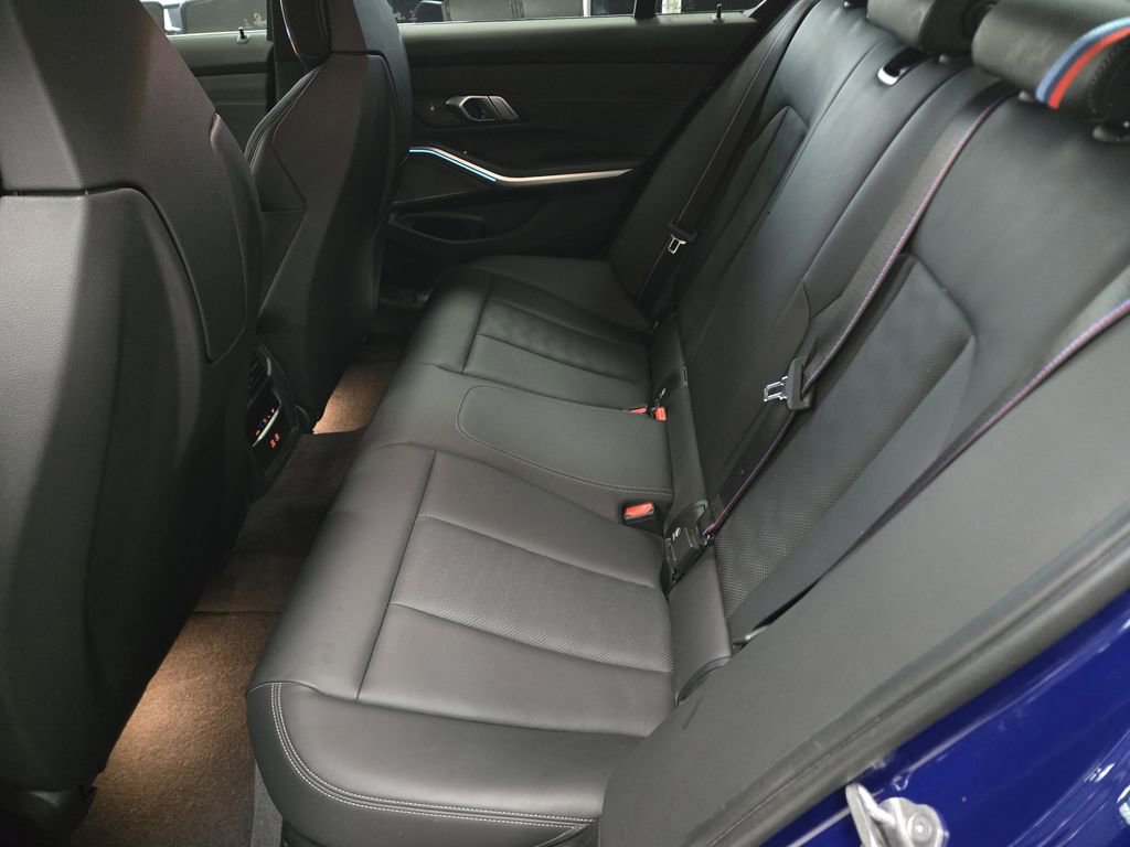 Used 2023 BMW M3 Competition w/ Executive Package image 17