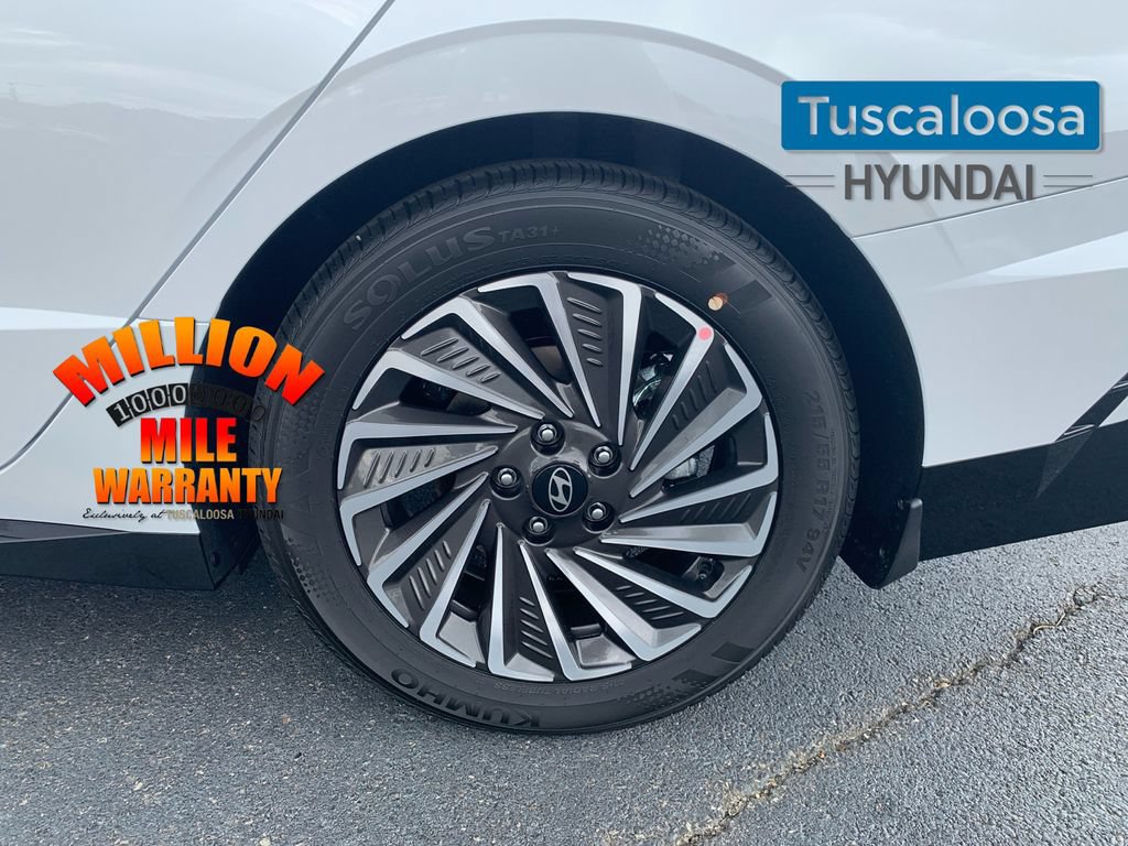 New 2026 Hyundai Sonata Limited FWD image 10