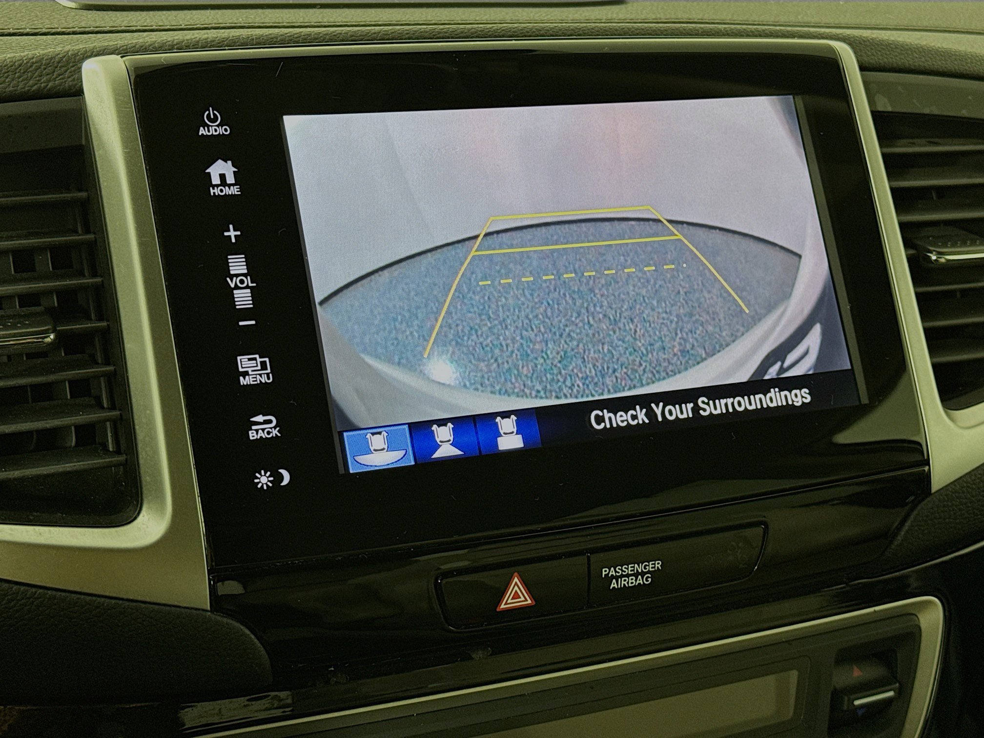 Certified 2018 Honda Pilot Touring image 14