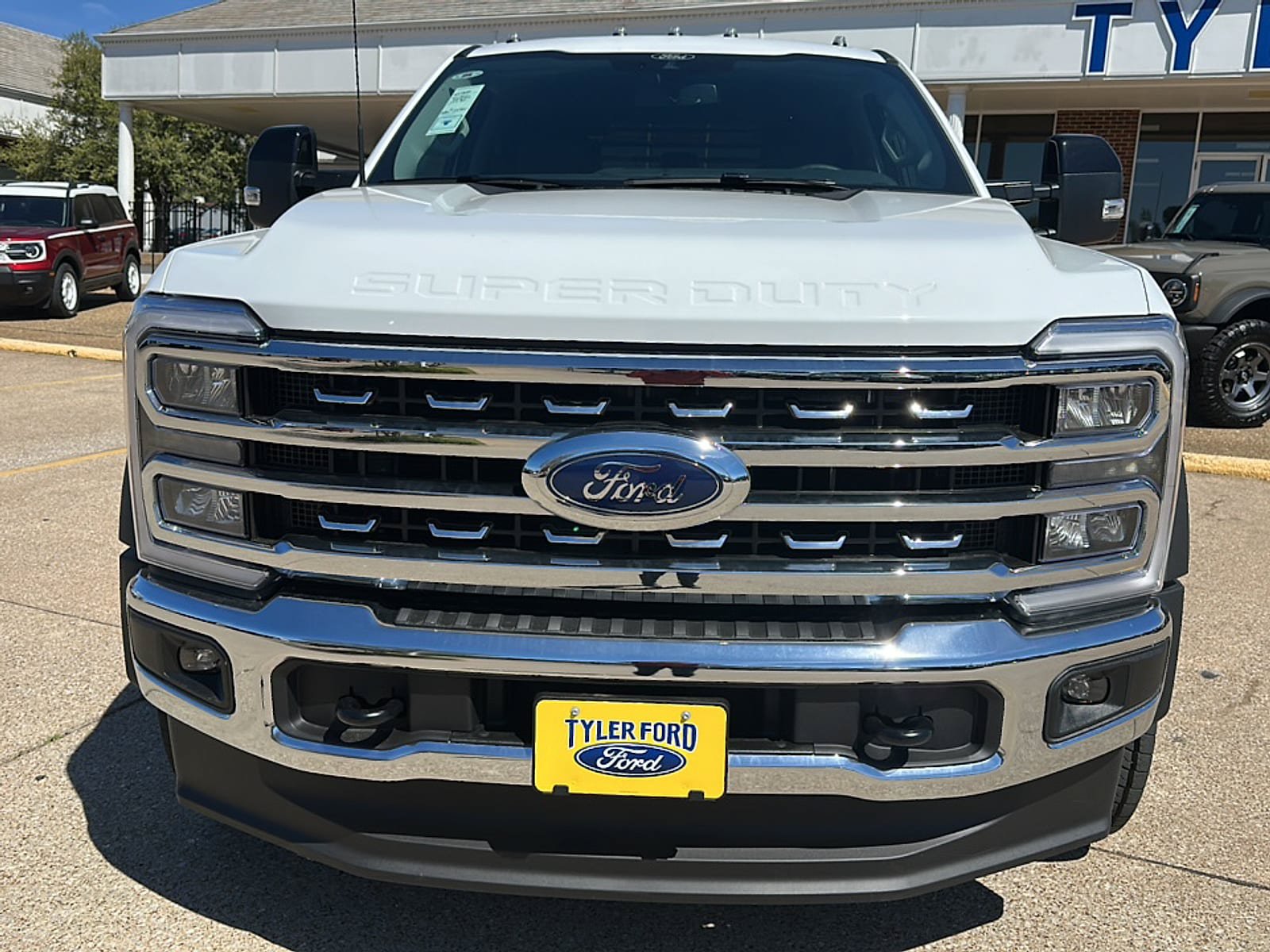 New 2026 Ford F550 4x4 Crew Cab Super Duty image 3