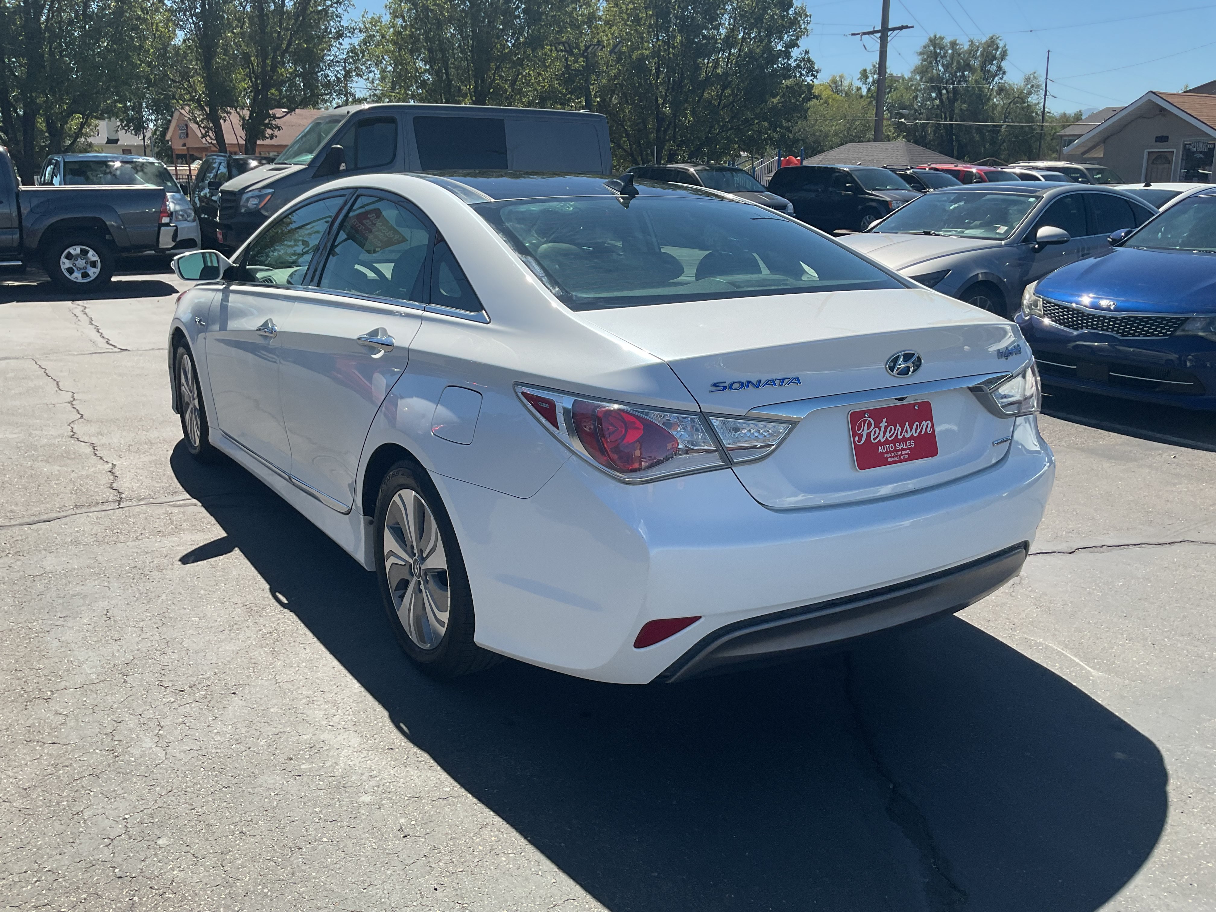 Used 2015 Hyundai Sonata Limited w/ Option Group 02 FWD image 7