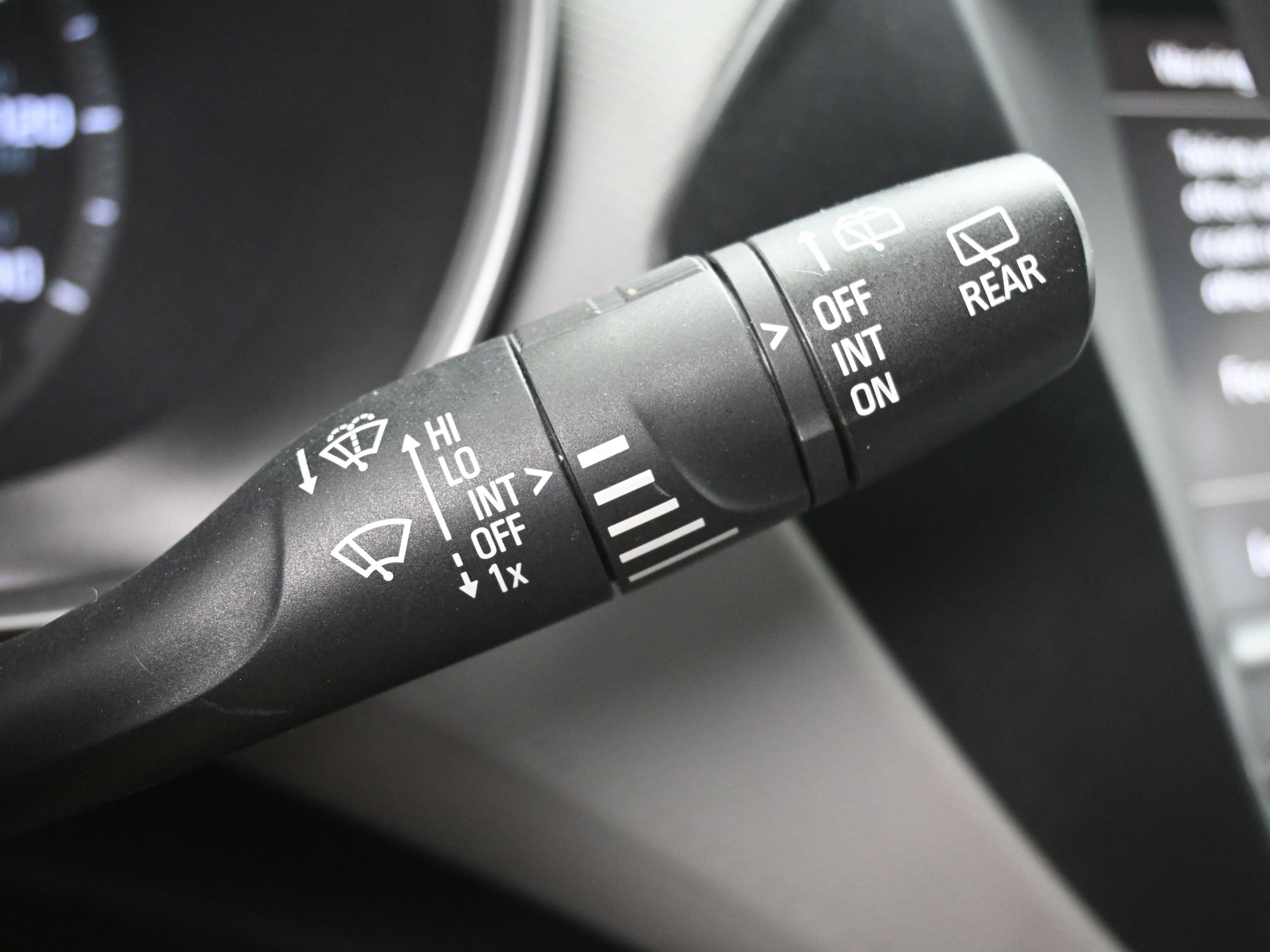 Used 2021 Chevrolet TrailBlazer LS FWD image 42