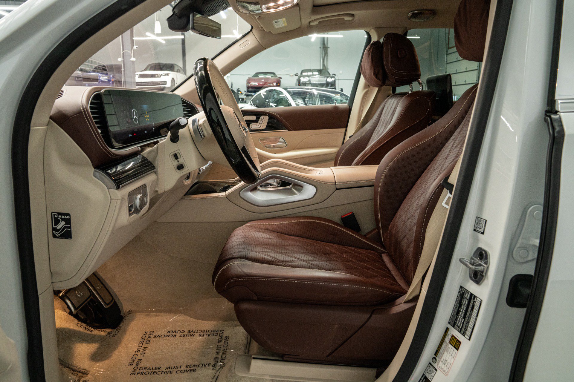 Used 2026 Mercedes-Benz Maybach GLS 600 4MATIC image 47