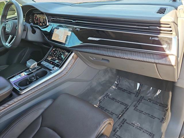 Used 2020 Audi Q8 Prestige w/ Prestige Package image 22