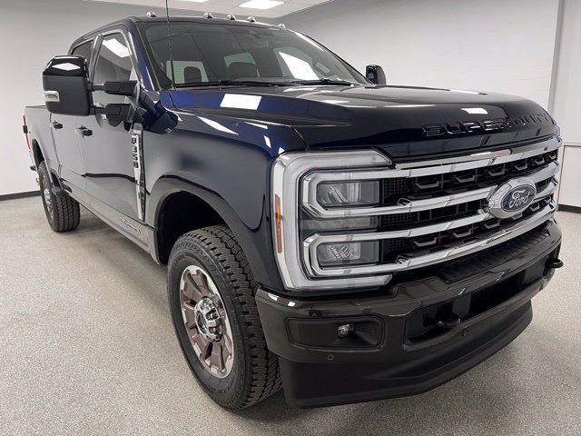 Used 2025 Ford F350 King Ranch AWD/4WD image 2