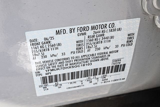 Used 2025 Ford Explorer Active w/ Active Comfort Package image 32