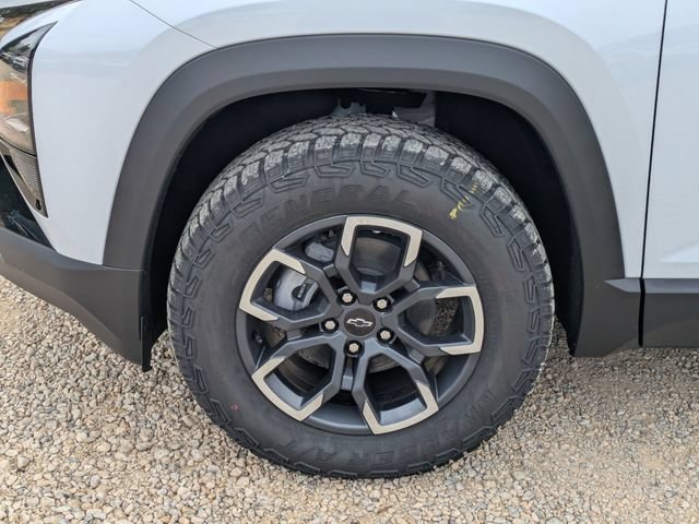 New 2026 Chevrolet Equinox ACTIV w/ Convenience Package III AWD/4WD image 7