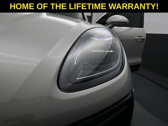 Used 2023 Porsche Macan S image 57