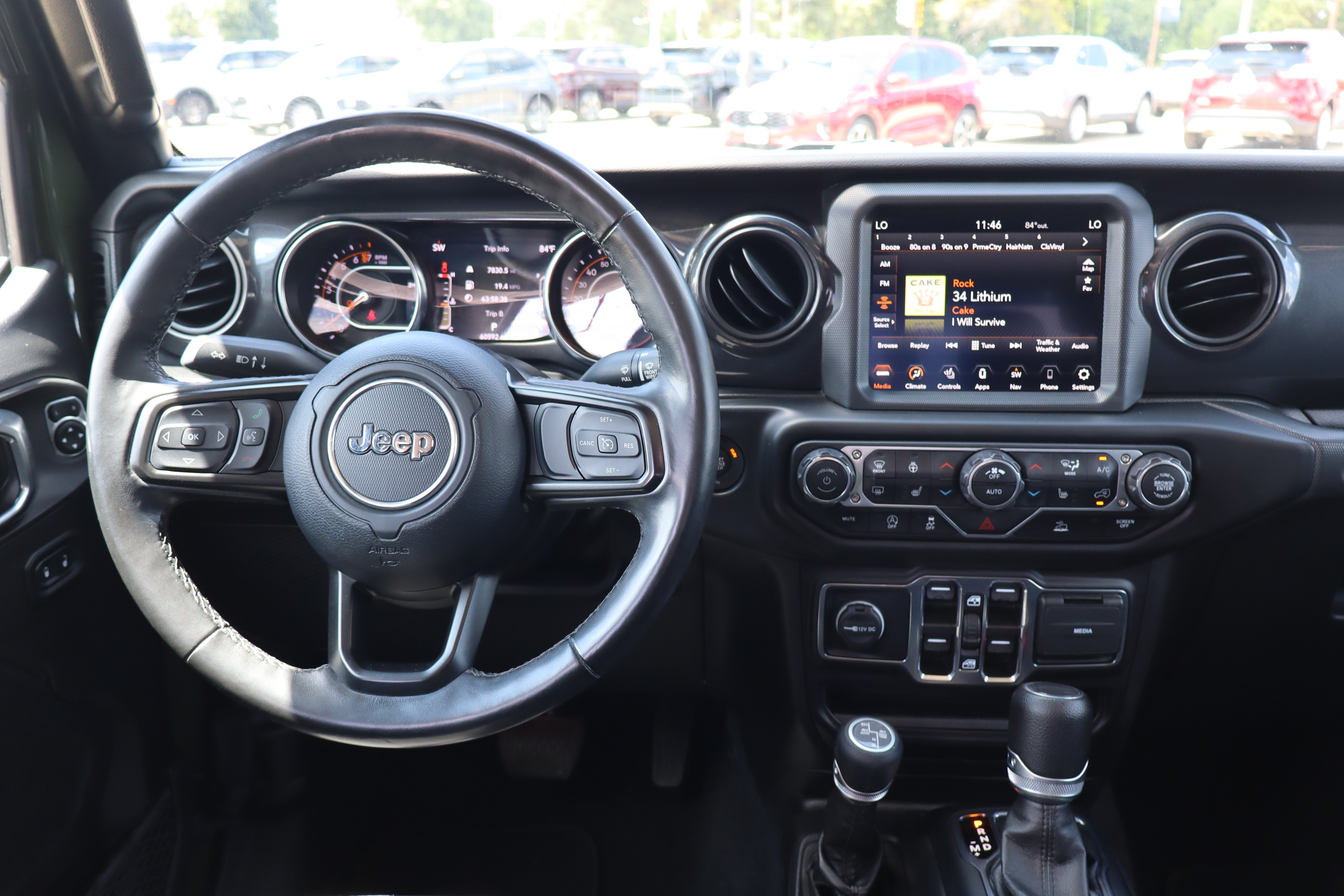Used 2022 Jeep Gladiator Sport AWD/4WD image 13