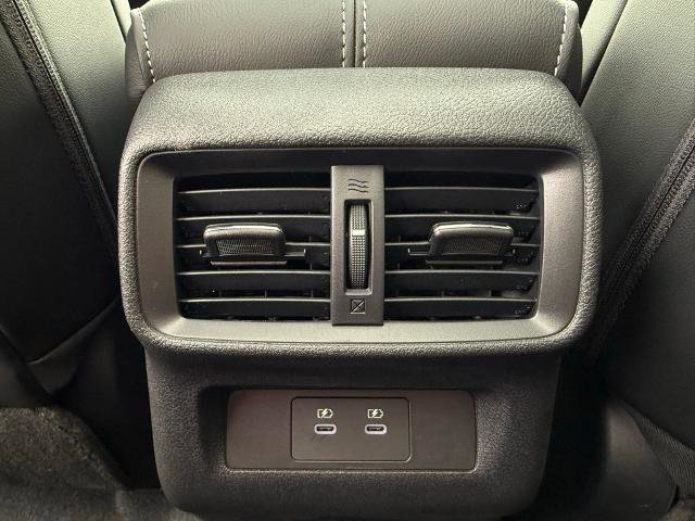 New 2026 Nissan Murano SL image 12