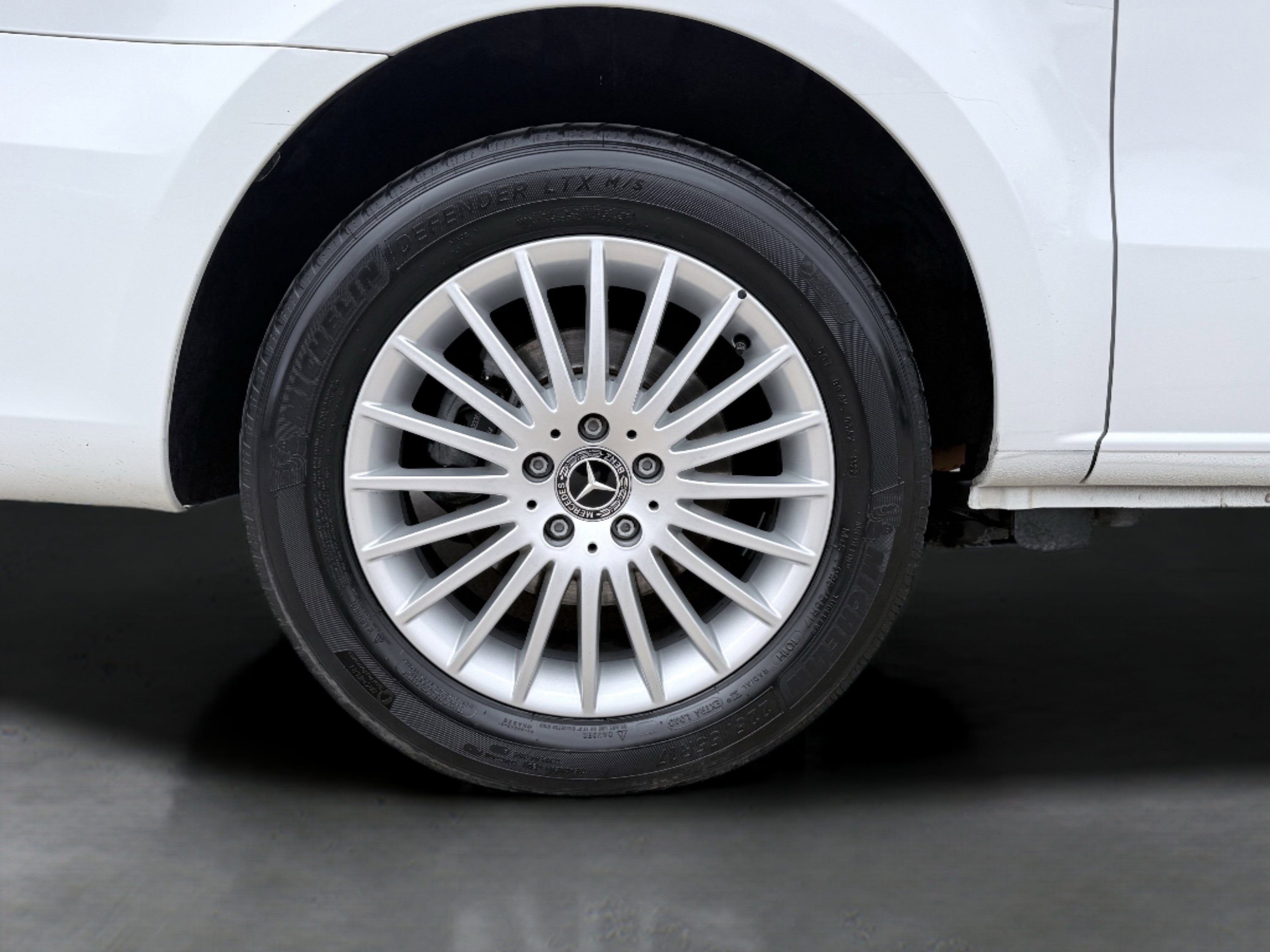 Used 2018 Mercedes-Benz Metris Passenger image 14