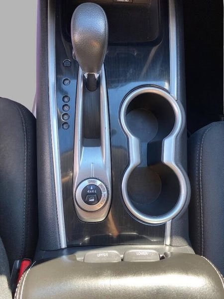 Used 2019 Nissan Pathfinder S image 25