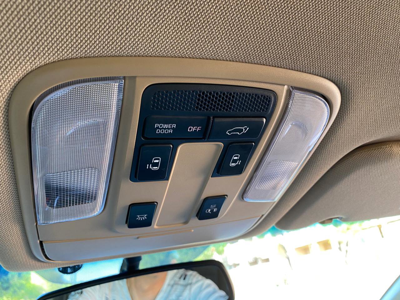 Used 2018 Kia Sedona EX FWD image 73