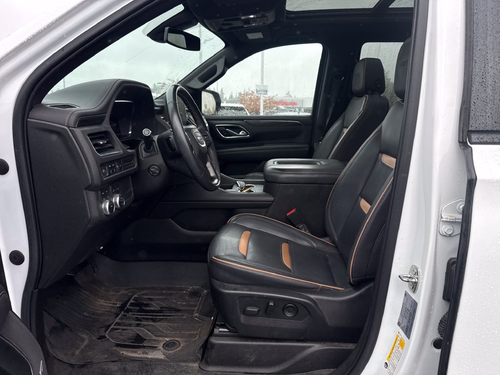 Used 2022 GMC Yukon AT4 AWD/4WD image 5