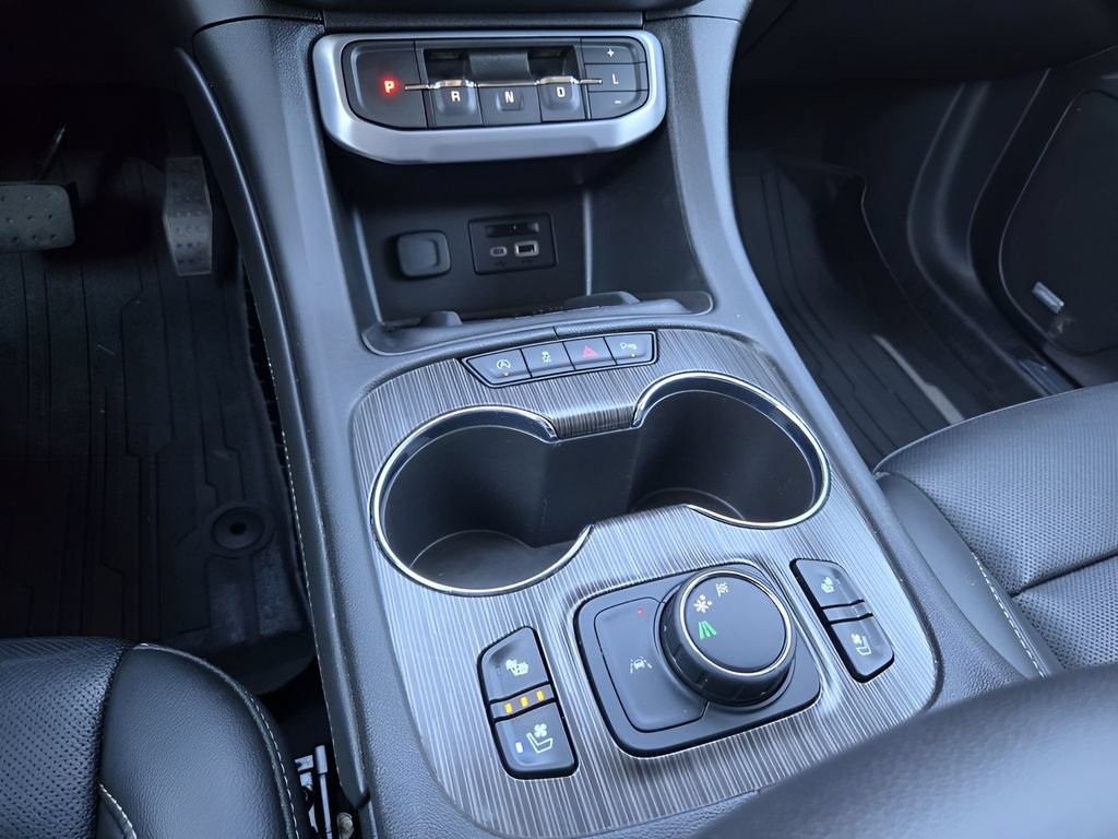 Used 2022 GMC Acadia SLT w/ Elevation Edition FWD image 19