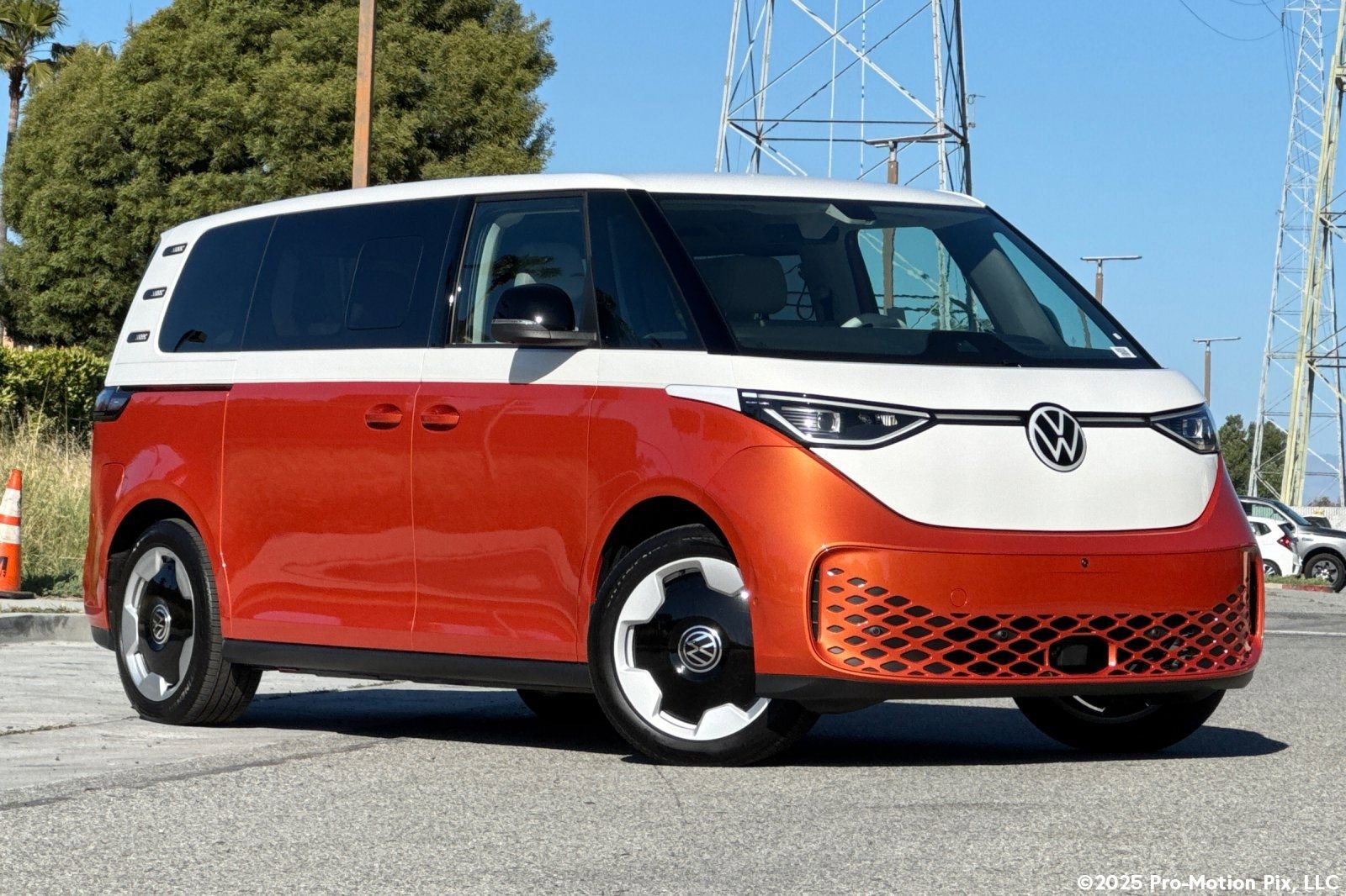 New 2025 Volkswagen ID. Buzz Pro S Plus