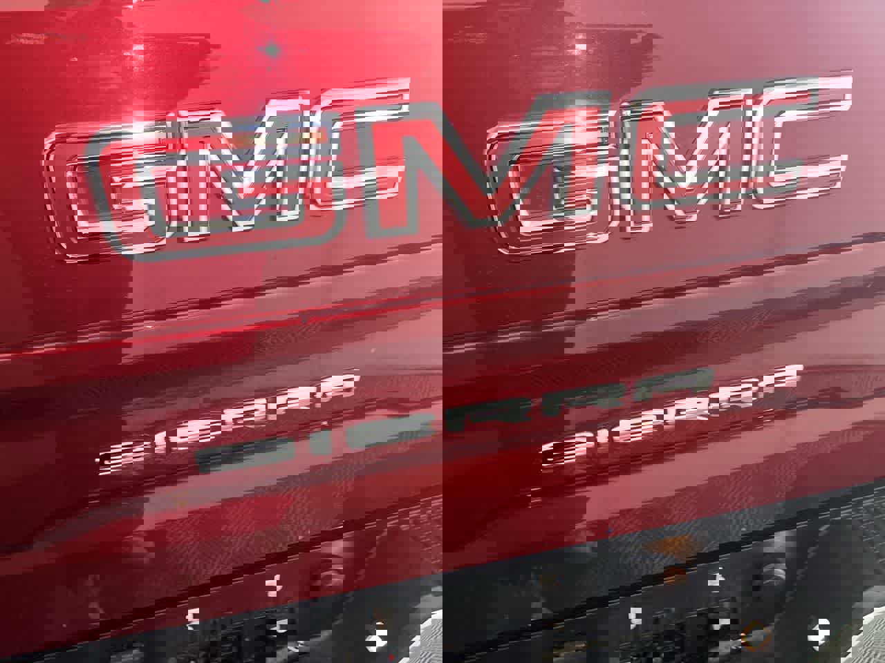 Used 2024 GMC Sierra 1500 SLT w/ SLT Premium Plus Package image 11