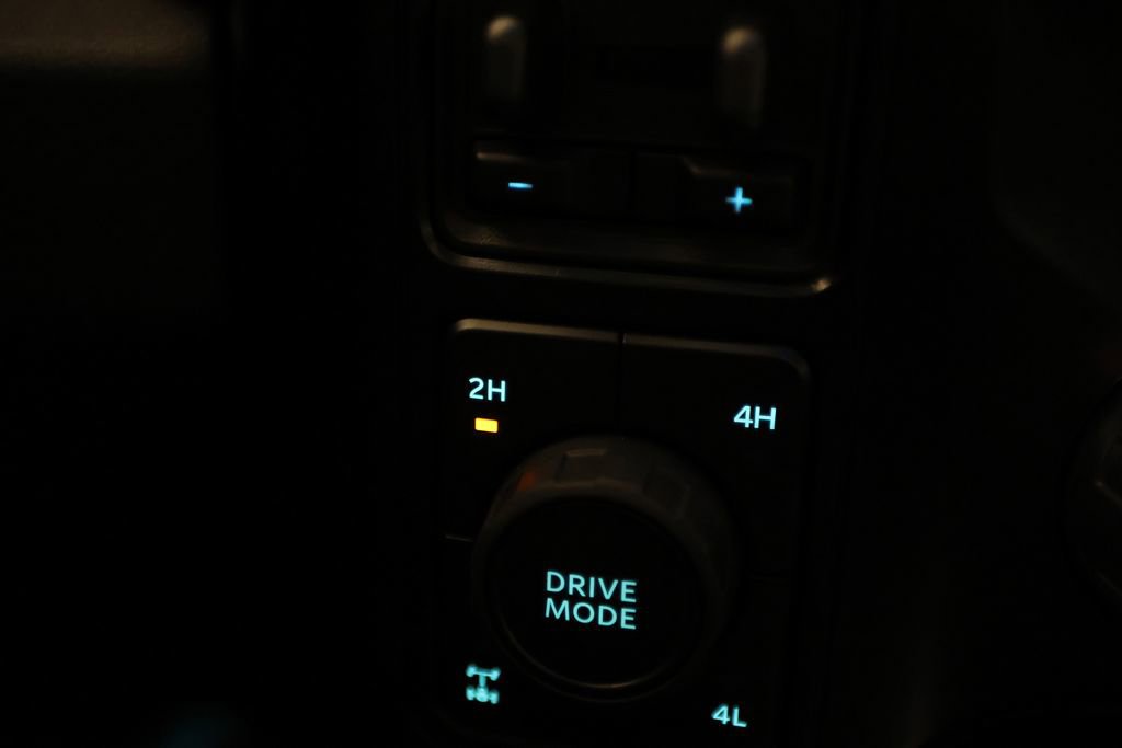 Used 2026 Ford F250 Platinum image 24