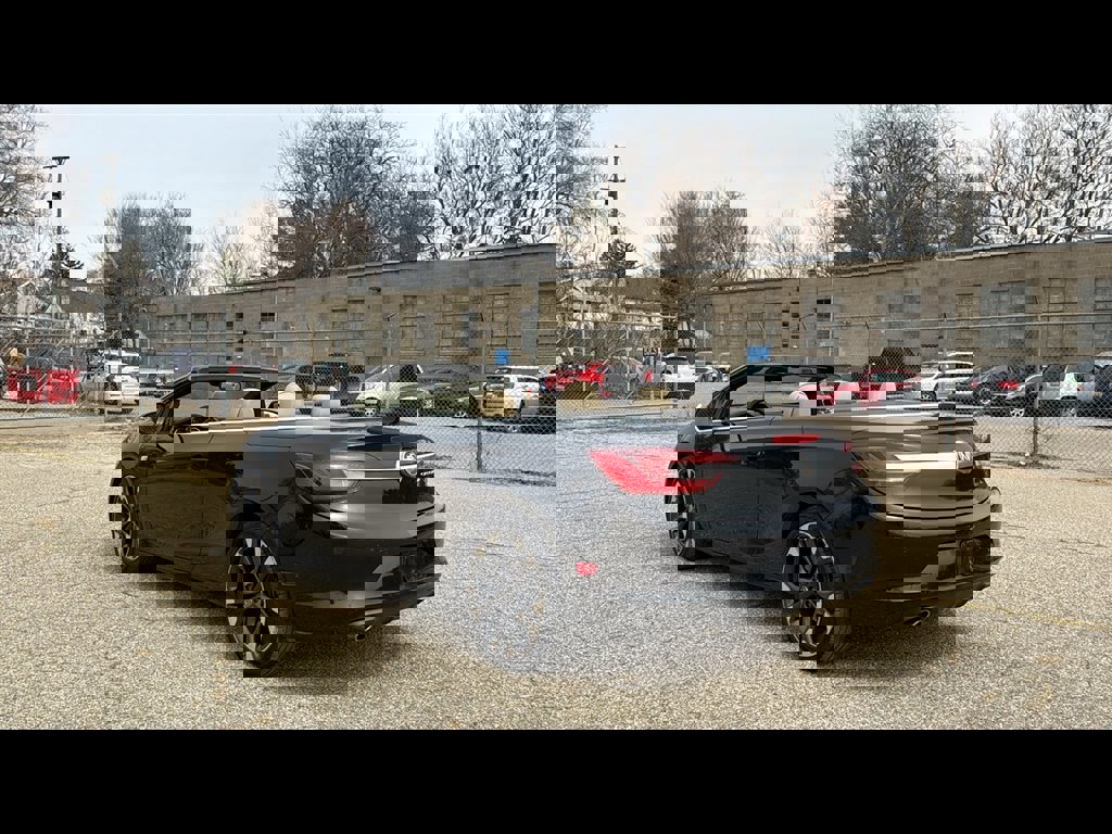 Used 2019 Buick Cascada Premium image 4