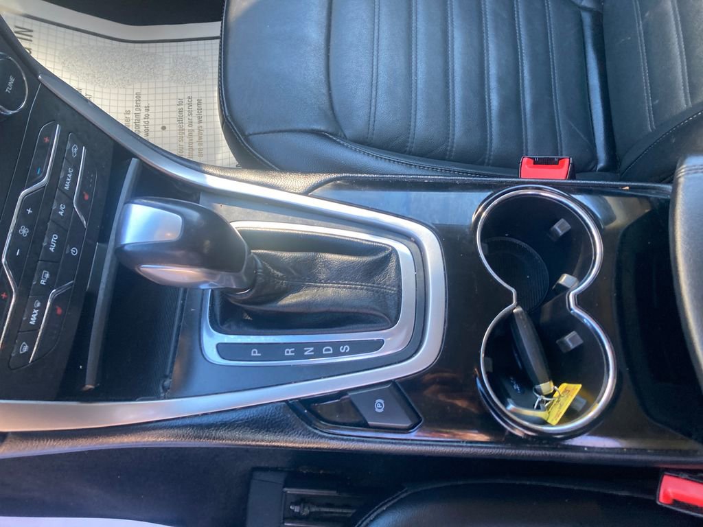 Used 2018 Ford Edge SEL w/ Equipment Group 201A image 34