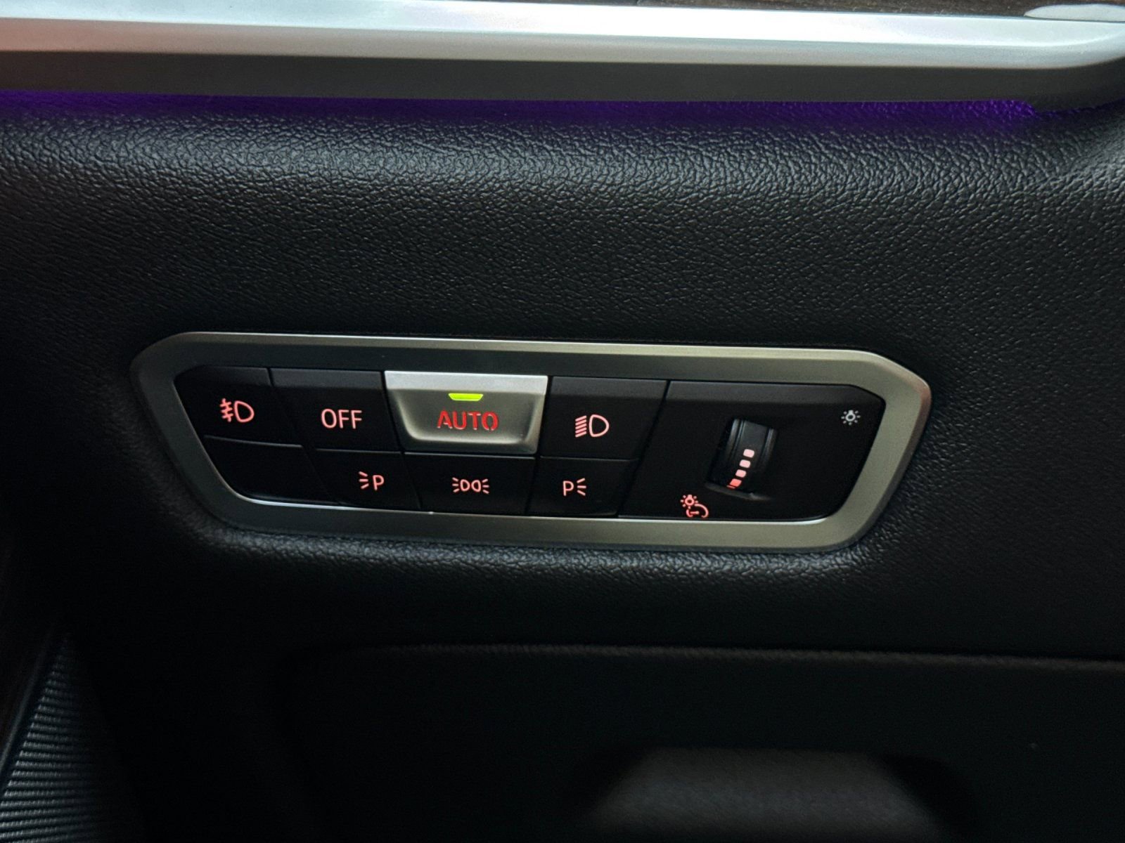 Used 2021 BMW X7 xDrive40i w/ M Sport Package image 33