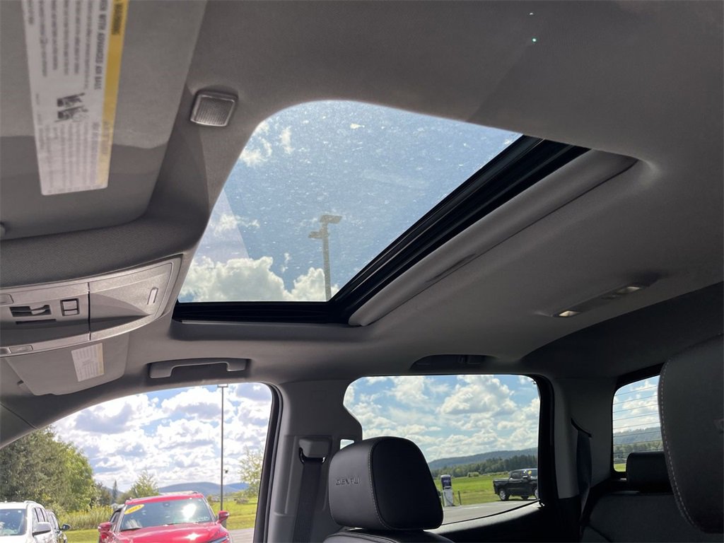 Used 2018 GMC Sierra 1500 Denali w/ Denali Ultimate Package image 17