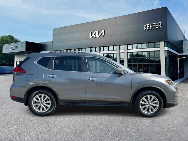 Used 2018 Nissan Rogue SV image 9