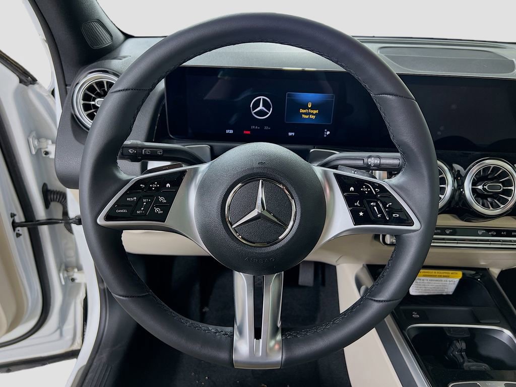 Certified 2025 Mercedes-Benz GLB 250 4MATIC image 12