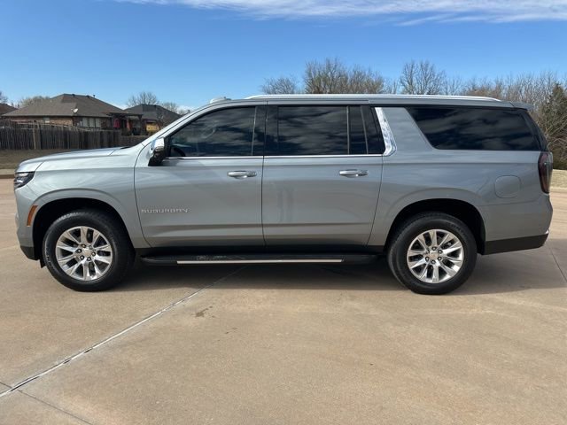 Certified 2025 Chevrolet Suburban Premier image 2