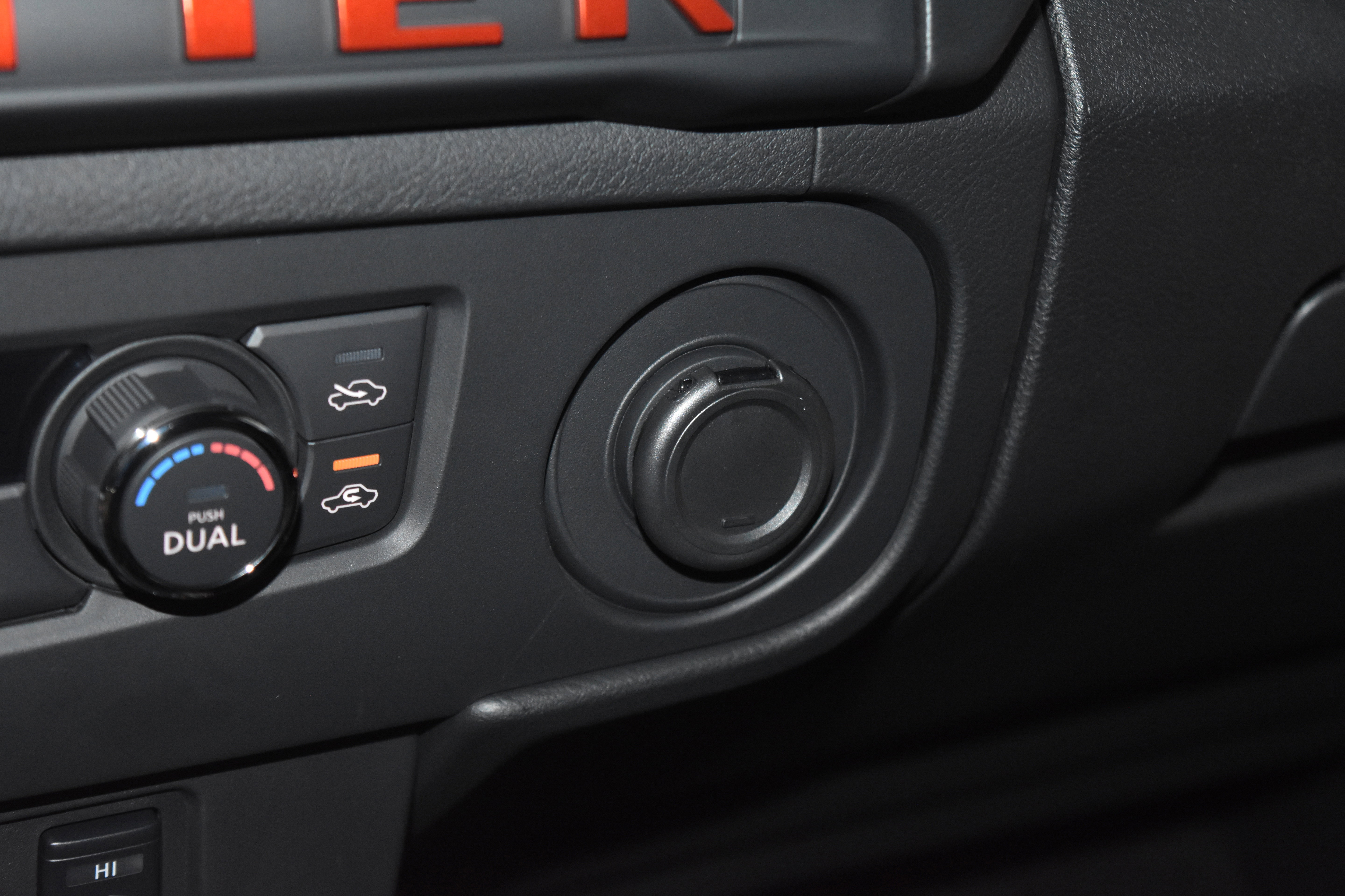 New 2026 Nissan Frontier PRO-4X w/ Pro Premium Package image 12