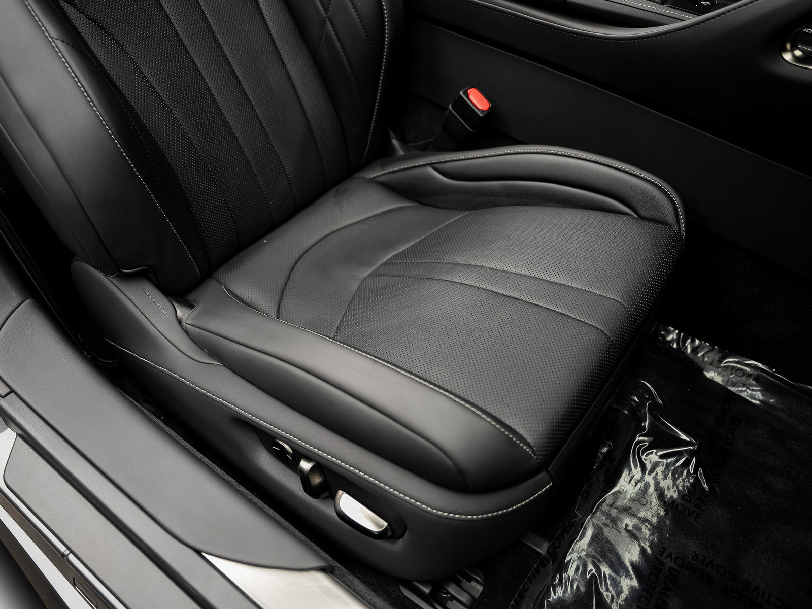 Used 2024 Lexus LC 500 Convertible w/ Touring Package RWD image 34