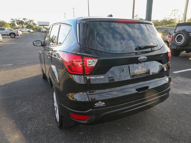 Used 2019 Ford Escape S image 7