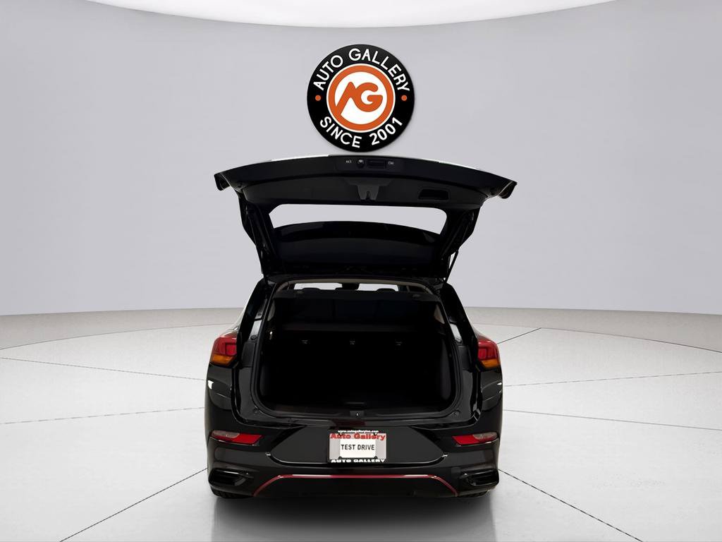 Used 2021 Buick Encore GX Preferred w/ Sport Touring Package FWD image 4