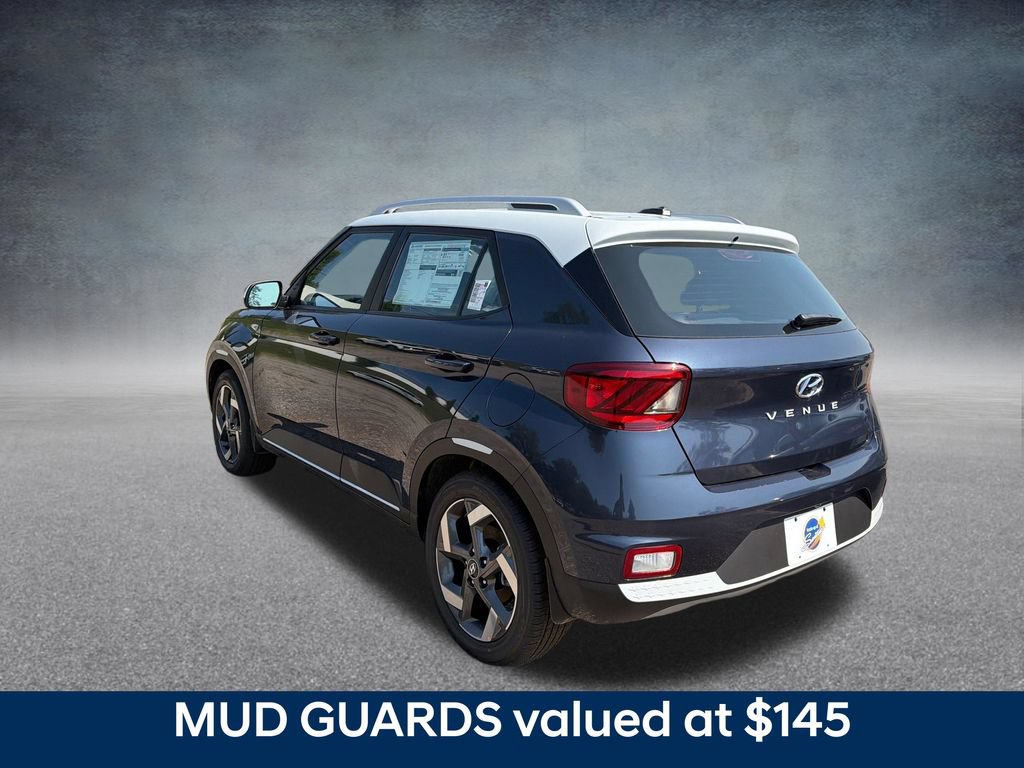 New 2026 Hyundai Venue SEL FWD image 3