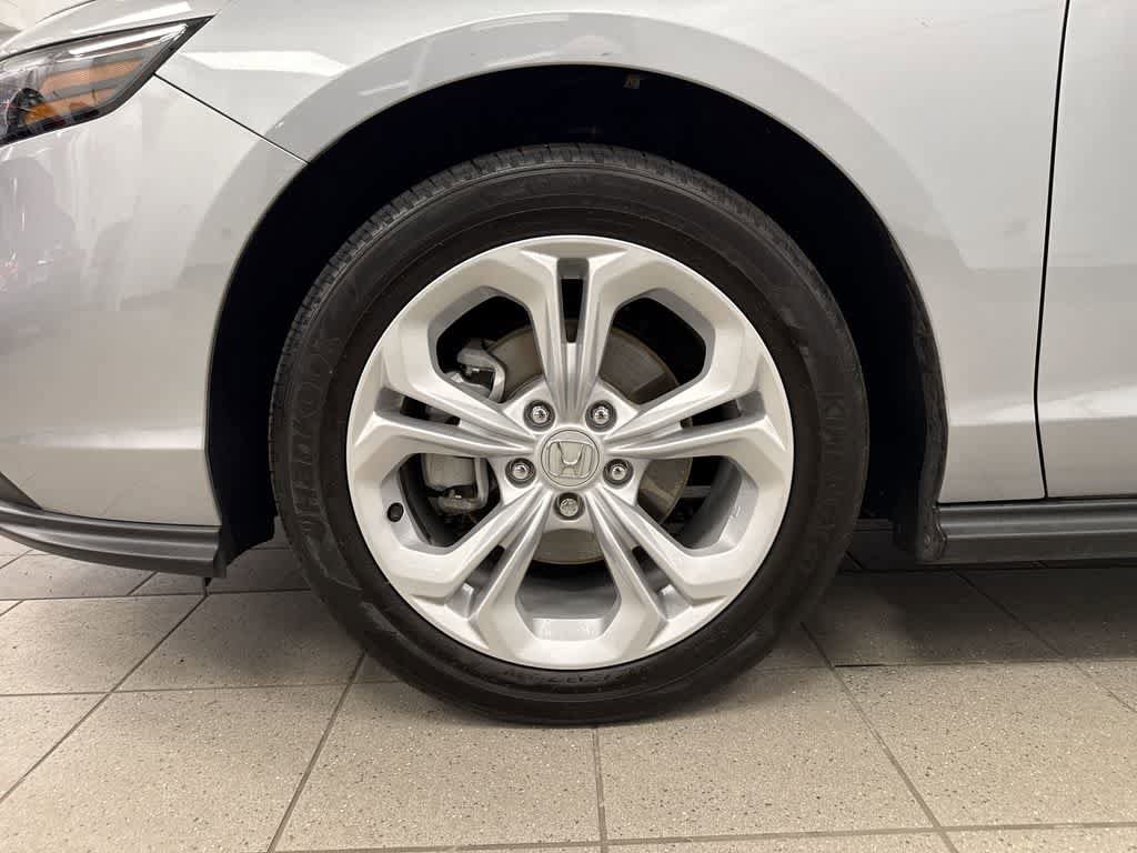 Used 2023 Honda Accord LX image 10