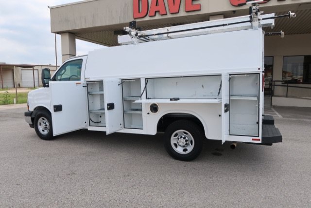 Used 2020 Chevrolet Express 3500 w/ Power Convenience Package RWD image 7