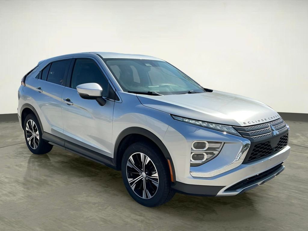 Used 2022 Mitsubishi Eclipse Cross SE image 13