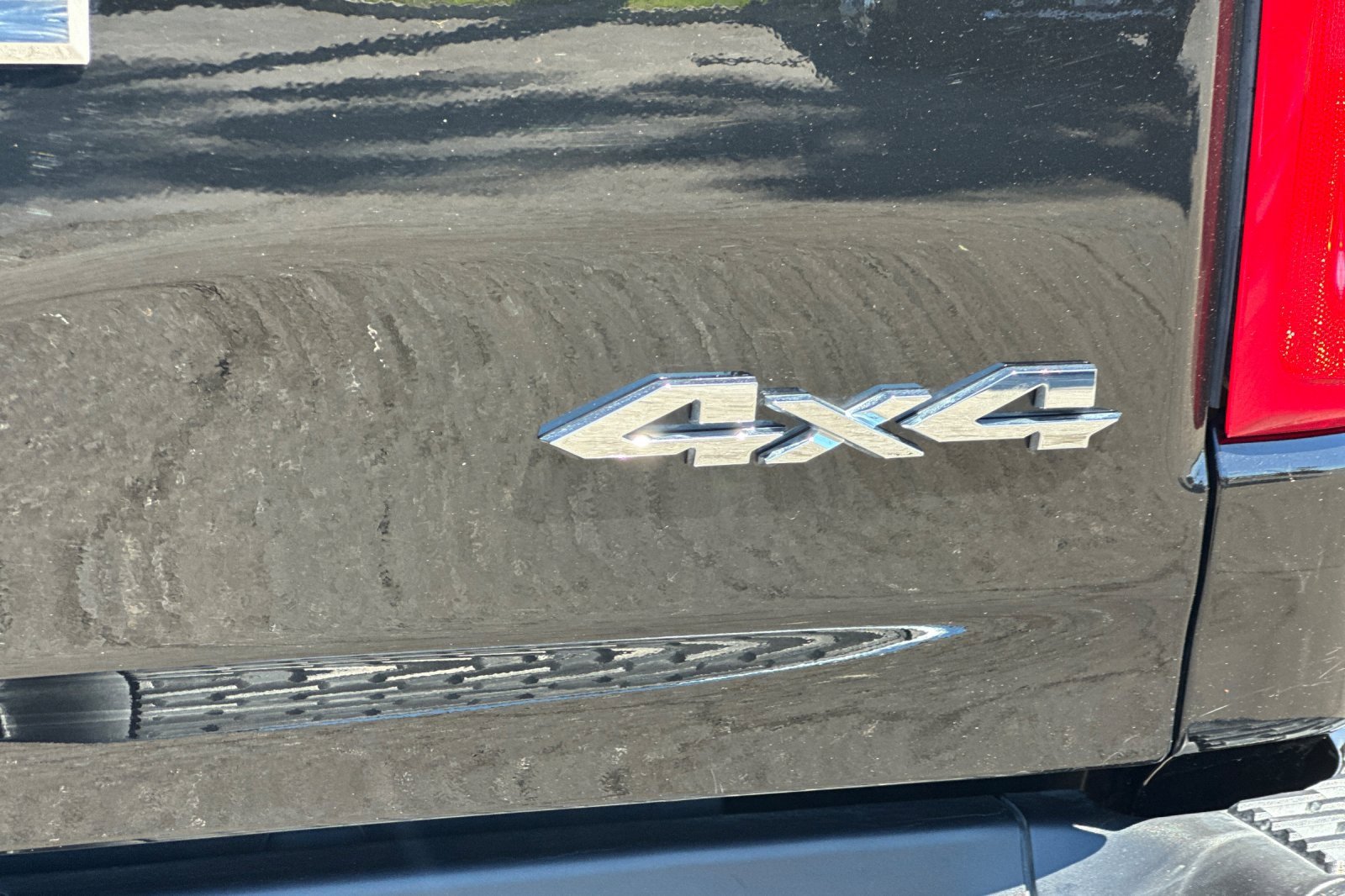 Used 2025 RAM 1500 Laramie image 51