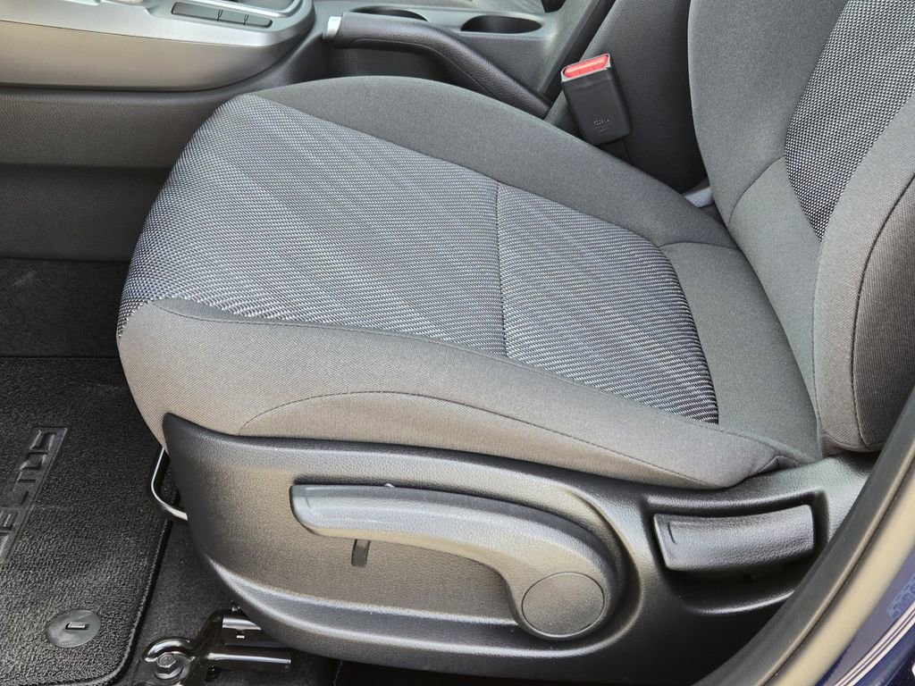 New 2026 Kia Seltos LX image 17