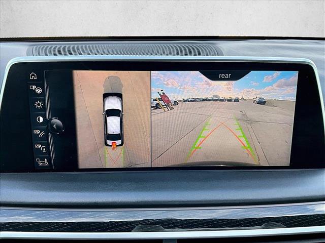 Used 2017 BMW 750i RWD image 23