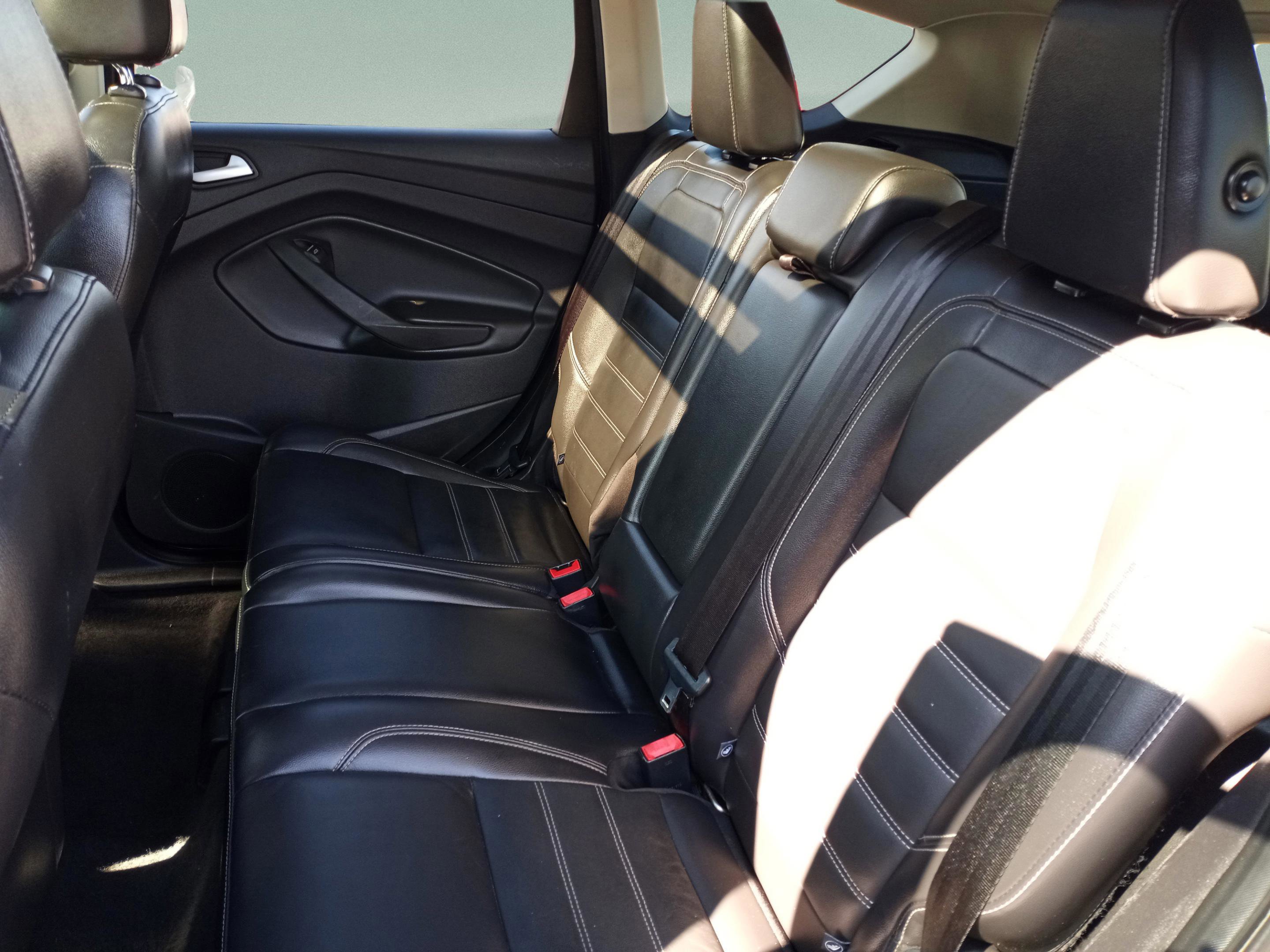 Used 2017 Ford Escape Titanium image 28